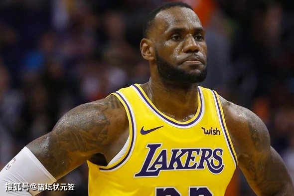 詹姆斯总得分超过科比是哪场 febb25832827436f90a5520ed74236ab.png