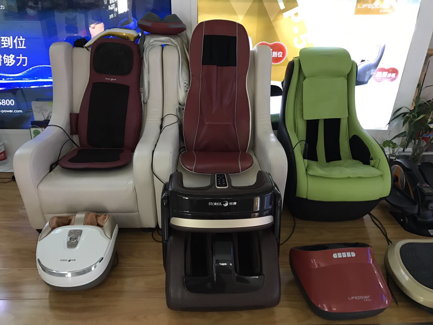 如何选购一款合适的按摩椅 118989adf85d4356b5fca7bc7270c52e.jpeg