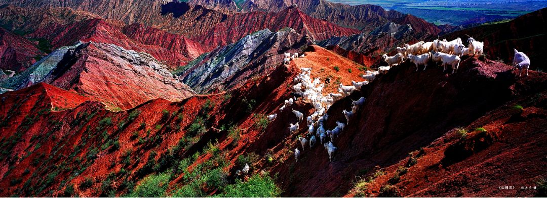 "作为兵团的缩影和窗口,石河子的军垦元素十分丰富,为文化和旅游融合