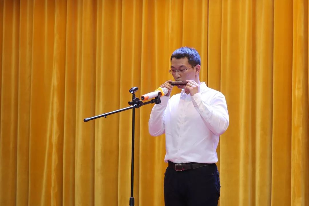 追梦人口琴演奏_追梦人口琴简谱(2)