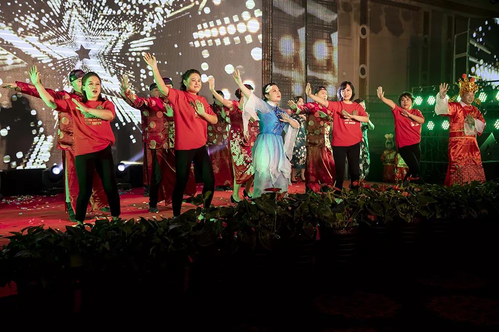 加速前进节目 47a6dd58a5f040c7aecb37f7241a4be2.jpeg