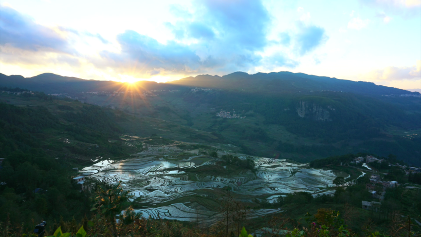 这里有屏边大围山,绿春黄连山,金平分水岭3个国家级自然保护区异龙湖