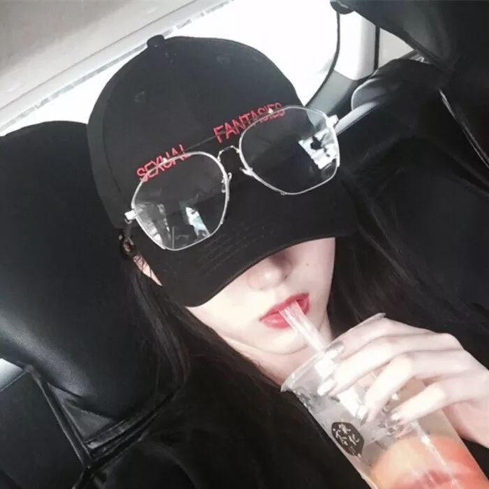 头像丨愿你是能披荆斩棘的女英雄 也是被人疼爱的小朋友