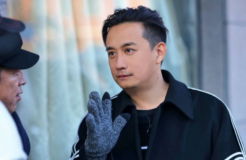 黄磊表示,和妻子永远保持爱情关系,这样才能让