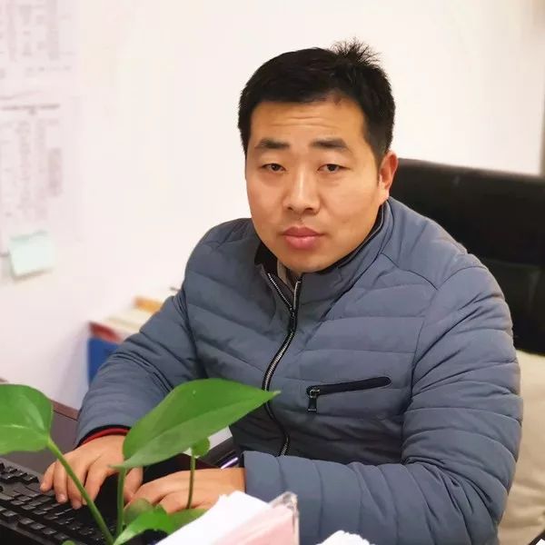 李璐璐