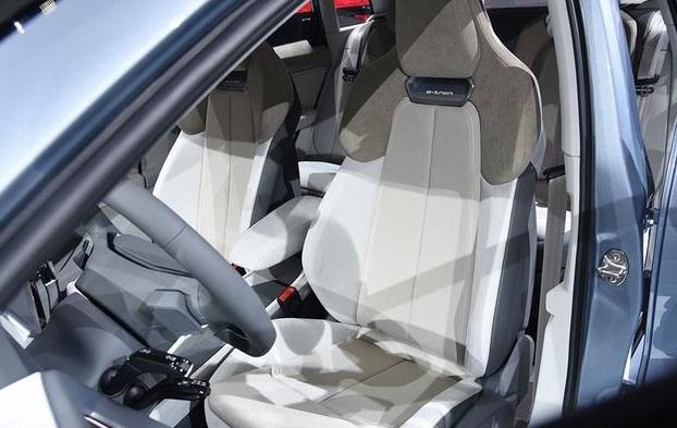 奥迪高颜值suv亮相,溜背式车身+大尺寸轮毂,关