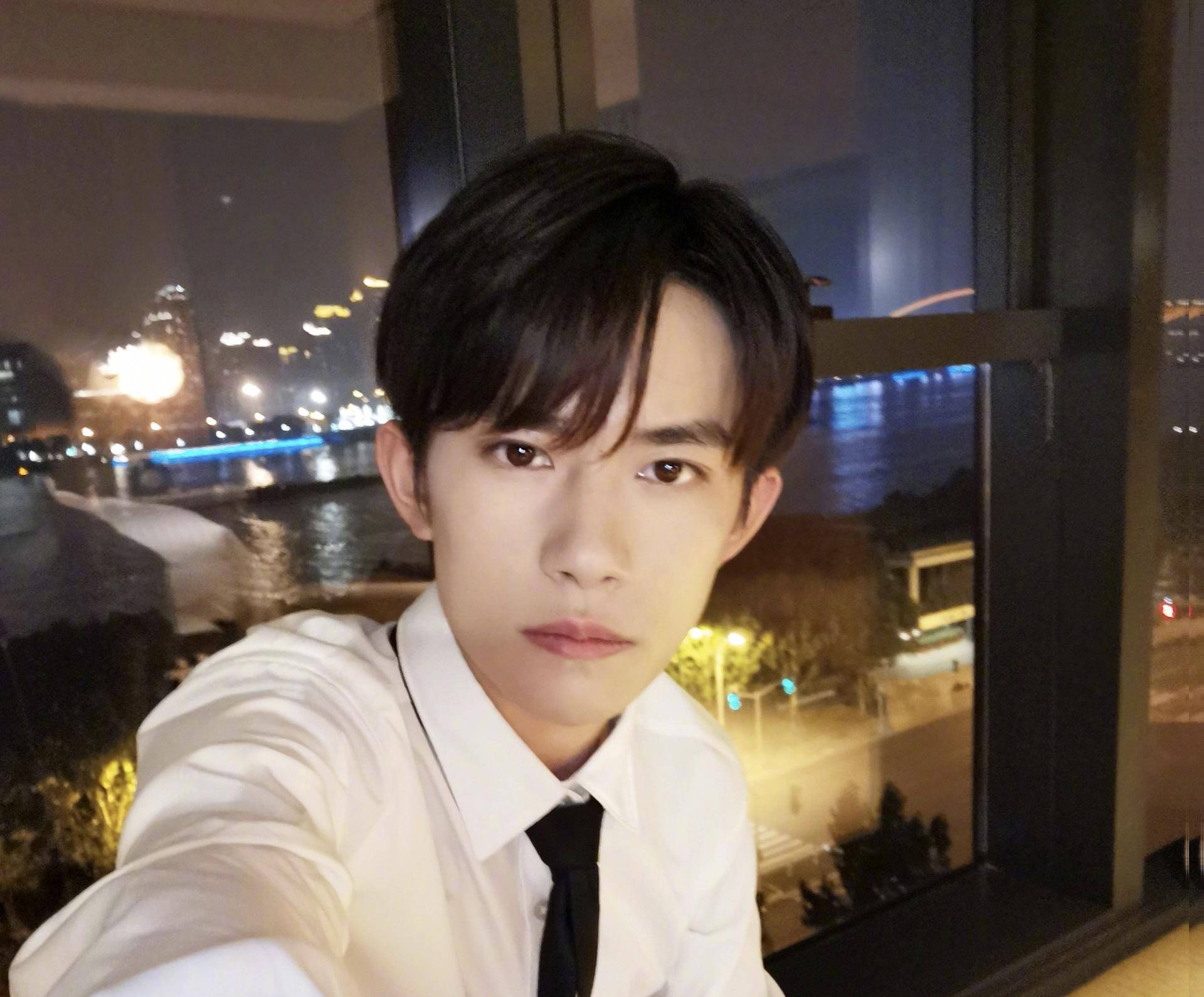 王一博歌曲最好听的10首 2caf65c811994d8c9b12fad2579b12b7.jpeg