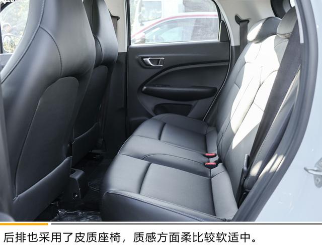 小身材满足大空间 零跑t03实车品鉴