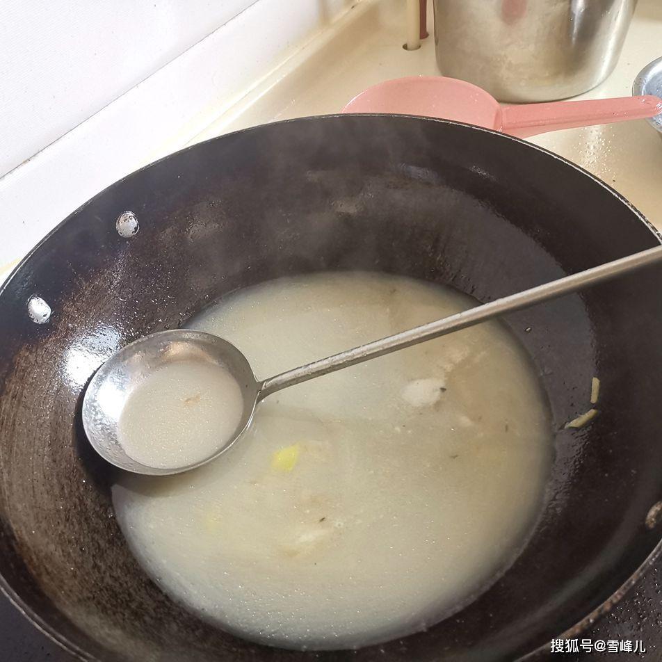 大米饭怎么做好吃不长胖 3b33d970a5ce4be890daa39498f93e0f.jpeg