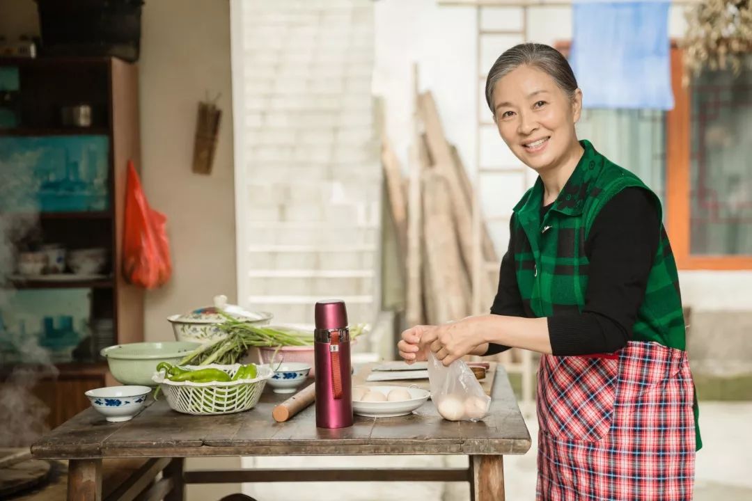 电视连续剧《月是故乡明》圆满杀青 女主角有话对资中