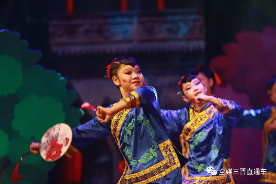 春晚歌舞节目中最好的 824502acc6c6499eae932ced852eca73.jpeg