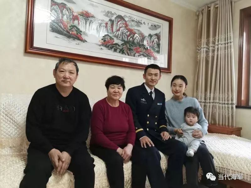 有一种幸福叫做军人的全家福
