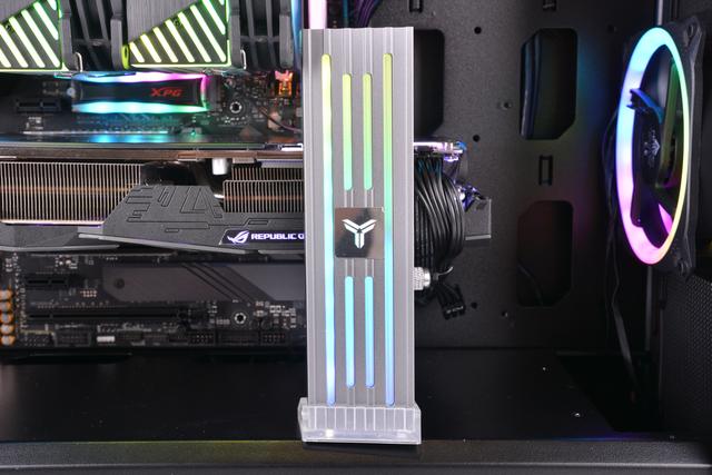 便宜又好用的显卡支架 96435150746a42689bf10269d6c95dcd.jpeg