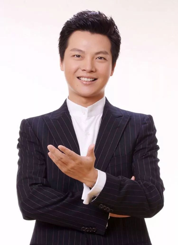 今年春晚大力启用新人,北京主会场选用中央广播电视总台主持人任鲁豫