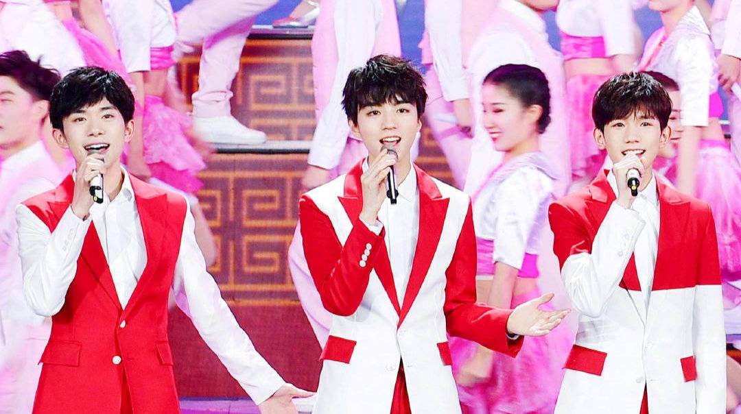 独家冠名赞助一场春晚要花多少钱？