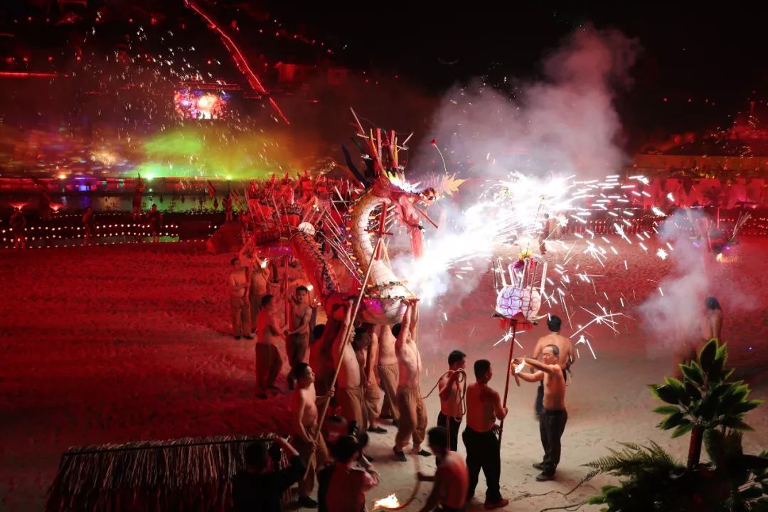 丰顺千年火龙迎新年最非遗最风俗最生态最丰顺