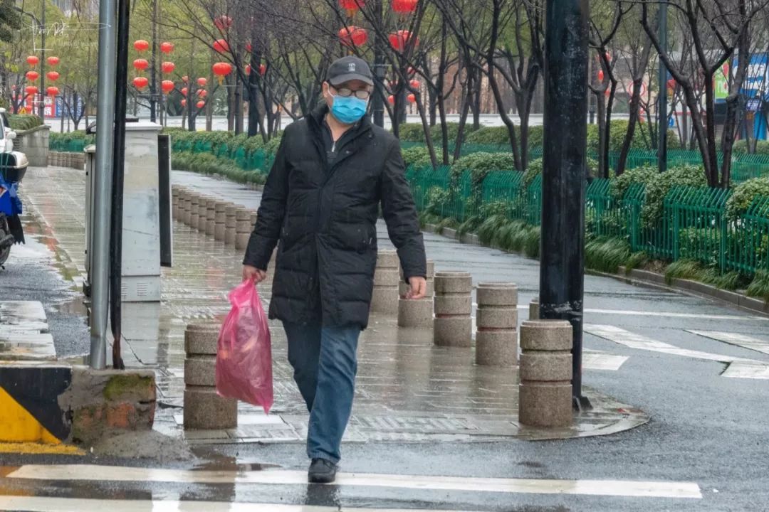 平凡的大年初一，疫情下的真实杭州