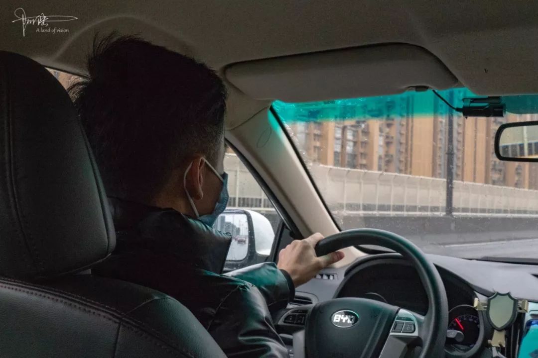 平凡的大年初一，疫情下的真实杭州