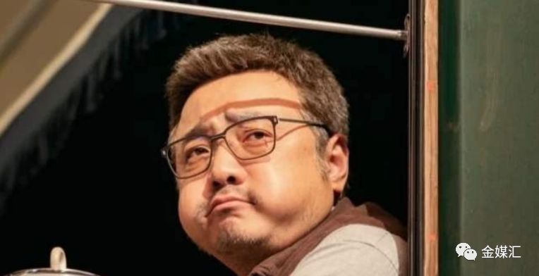 为什么叫老佛爷不叫老佛奶 3ef6236d64d74653b1266bcacf005098.jpeg