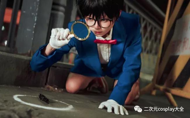可爱到打破次元壁,名侦探柯南cos,突然响起BG
