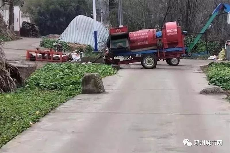 河南邓州农村开始封路!相关部门多举措严防死守抗击疫情!