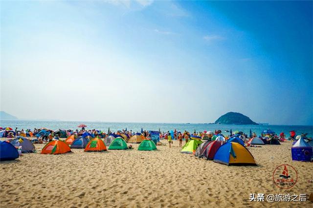 深圳最长的海滩就像一幅美丽的画卷可以搭帐篷过夜看日出