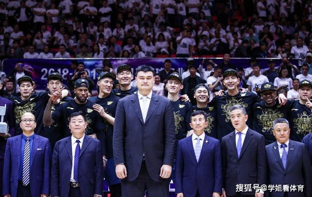 易建联老婆现状 b91caf27a77c4c5181010c636160269e.jpeg