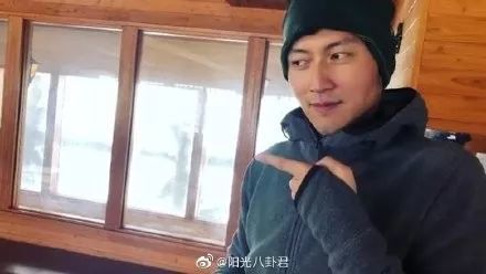謝霆鋒與陳奕迅夫婦滑雪度假不見王菲，40歲體力驚人帥出新高度 娛樂 第7張