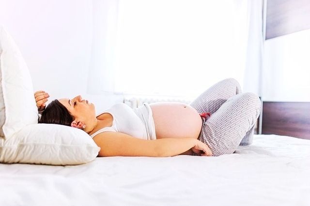 孕妇睡觉会压到胎儿吗？别盲目担心，心里要有数