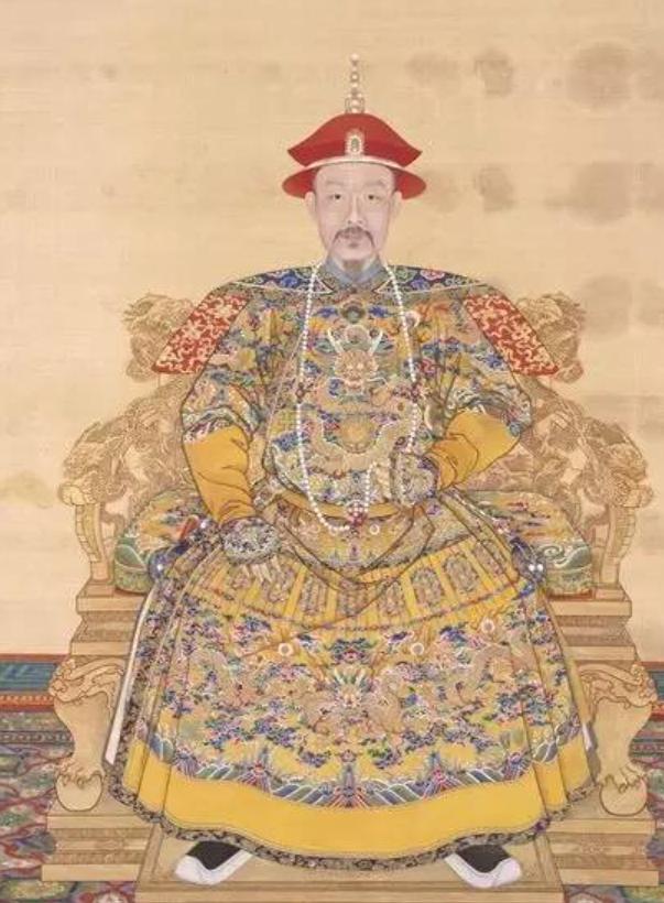 康熙最丑皇帝榜上有名,现存12张康熙画像,大家最认同的是第一张