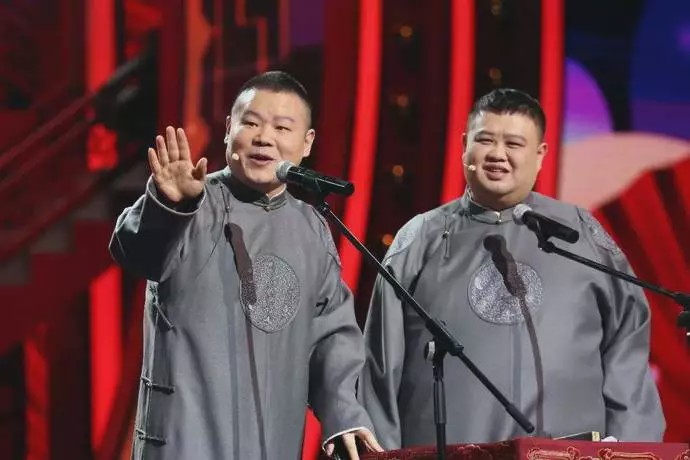 德云社岳云鹏春晚演出时间大缩水,真实原因让人敬佩,这才叫敬业