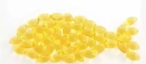 【教子手册】宝宝错过用鱼肝油的最佳时机，一辈子也补不回来！爸妈值得看！