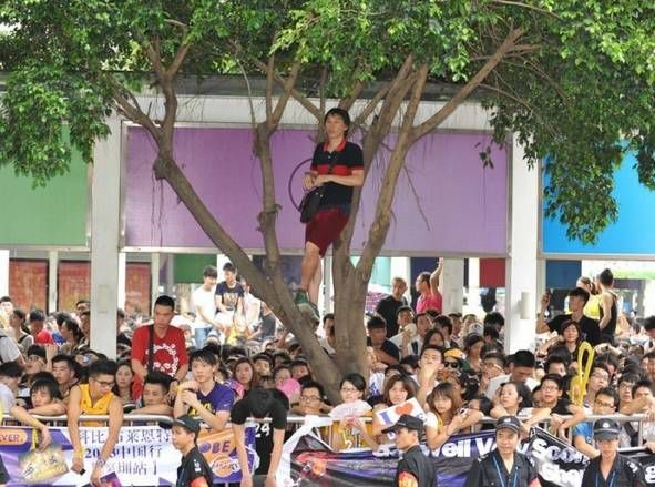 NBA球星科比去世：凭什么刷爆中国人朋友圈？