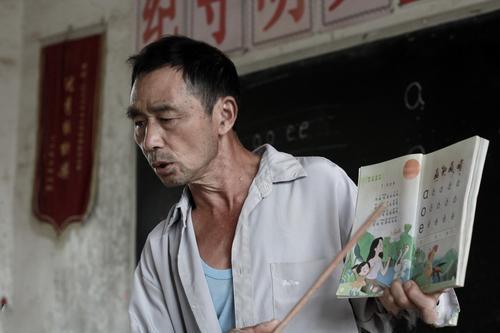 原创农村教师苦苦哀求：大学生寒假别再来支教了，饶了孩子们吧