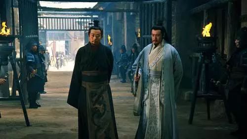 从蒯越相马说起，刘备为何不夺荆州？