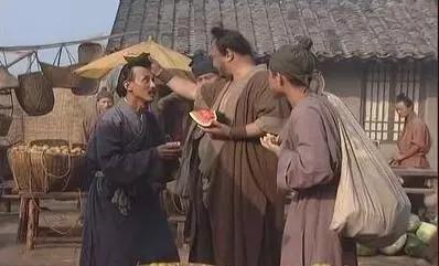 牛二|一向退让容忍的杨志为何痛恨牛二，不但杀了他，还要再补上两刀？