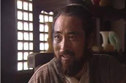 牛二|一向退让容忍的杨志为何痛恨牛二，不但杀了他，还要再补上两刀？