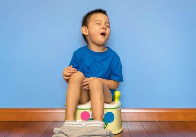 为啥孩子从来不在幼儿园拉粑粑?老师不会告诉你,但家长要清楚