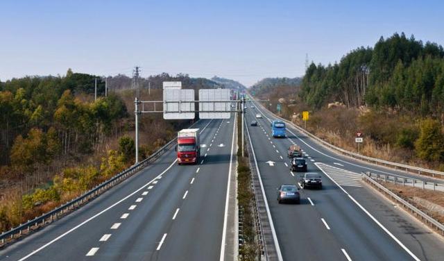 国家高速免费的时间段 e93b9ceae1ce4b3583b569c36d6d0f03.jpeg