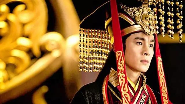 次子|古时候如果长子去世，传位给次子还是长孙？只能用事实说话