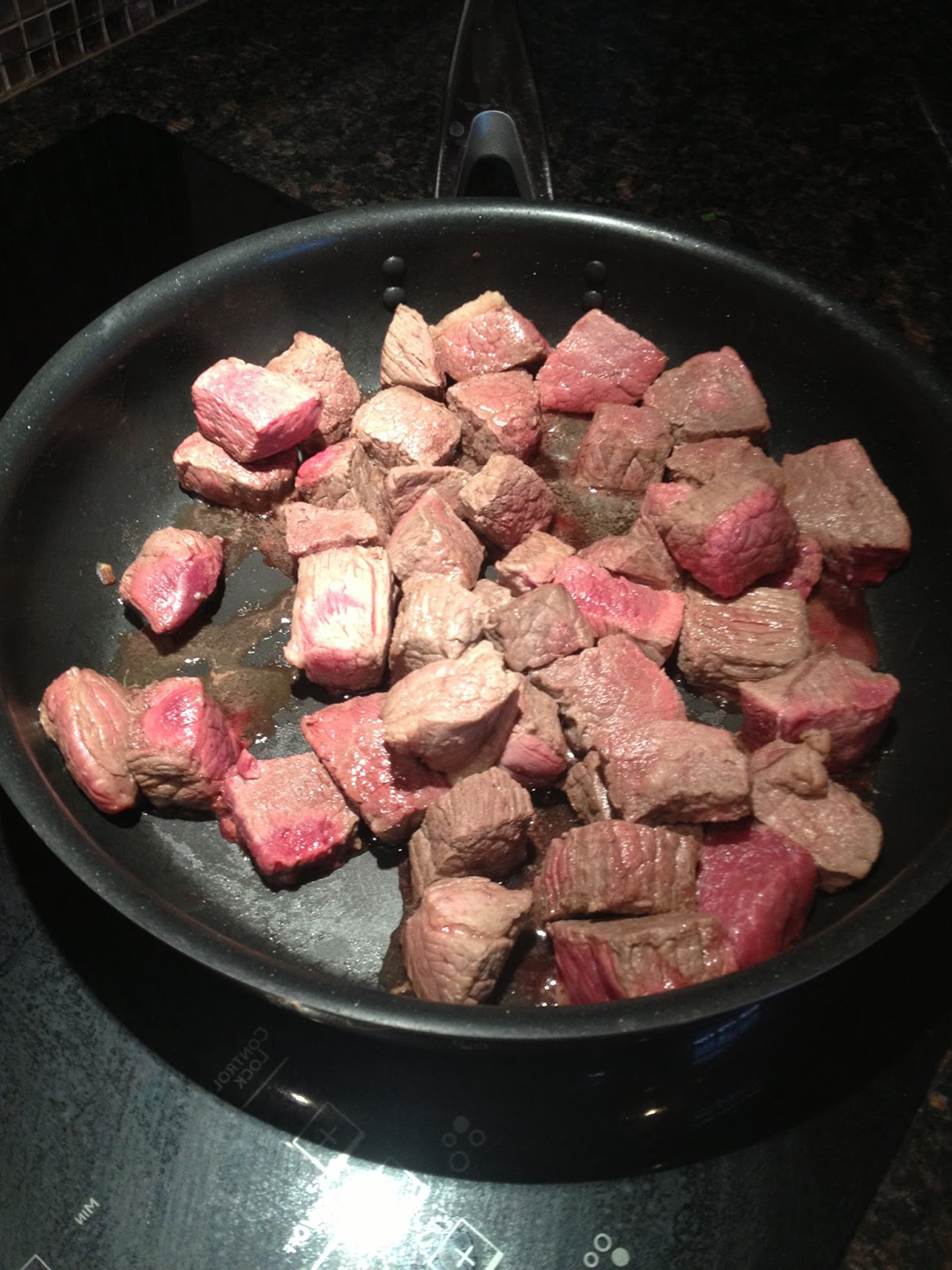 番茄洋葱牛肉卷的家常做法 46b08ef6ce5449c997b96eb713bed03b.jpeg