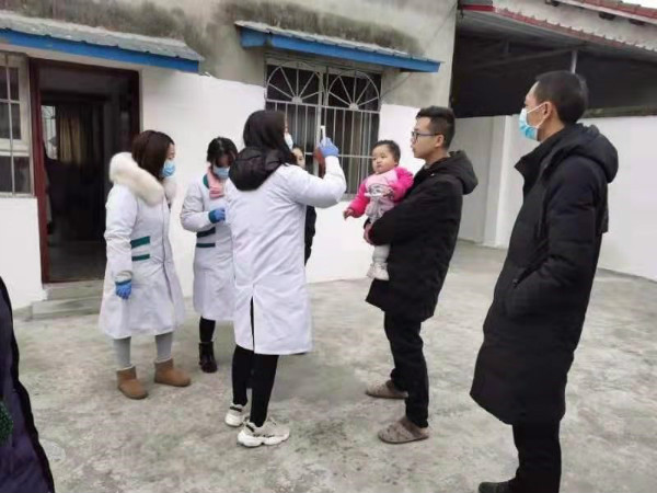 她们德阳疫情防控的最美宣传员监督员战斗员