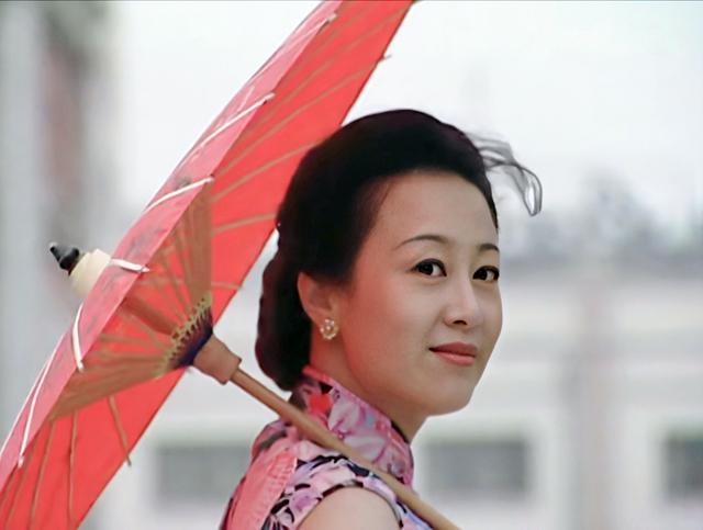 80年代女星吴玉芳曝19岁清纯照,原生态美女,与