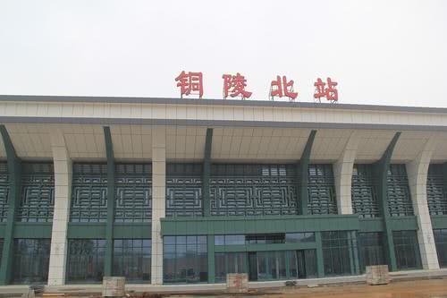 蚌埠看合肥gdp过万亿_合肥新蚌埠路三角桥(2)