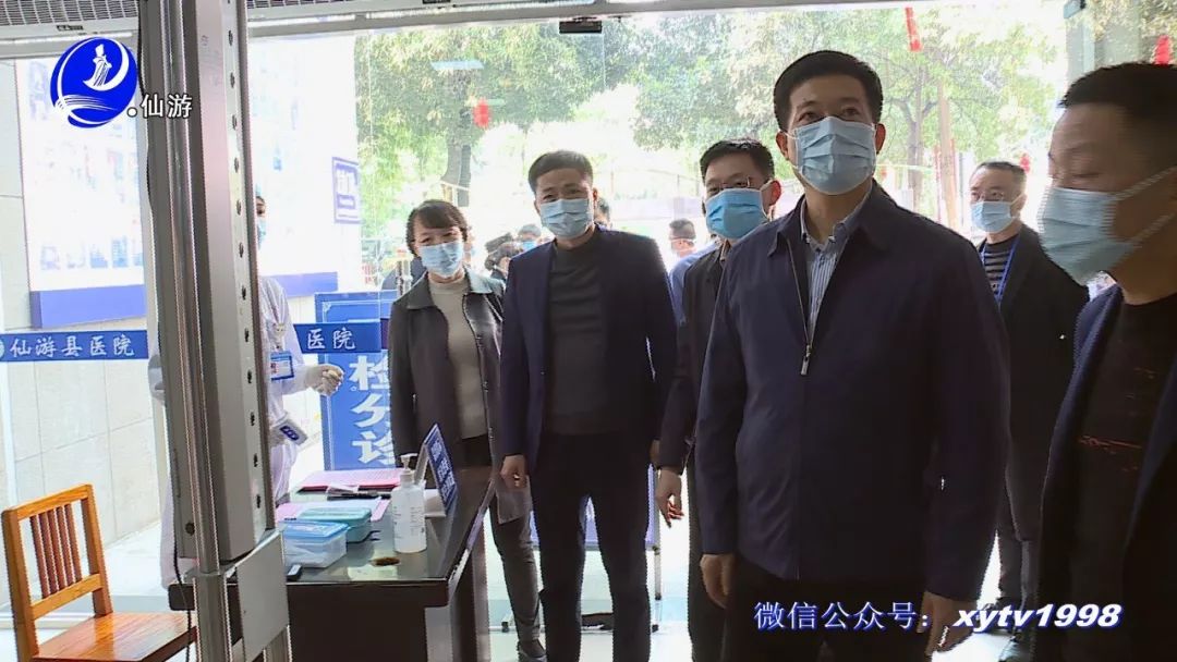 公安人员检查过往车辆 ▲坚决打赢疫情防控阻击战,仙游在行动