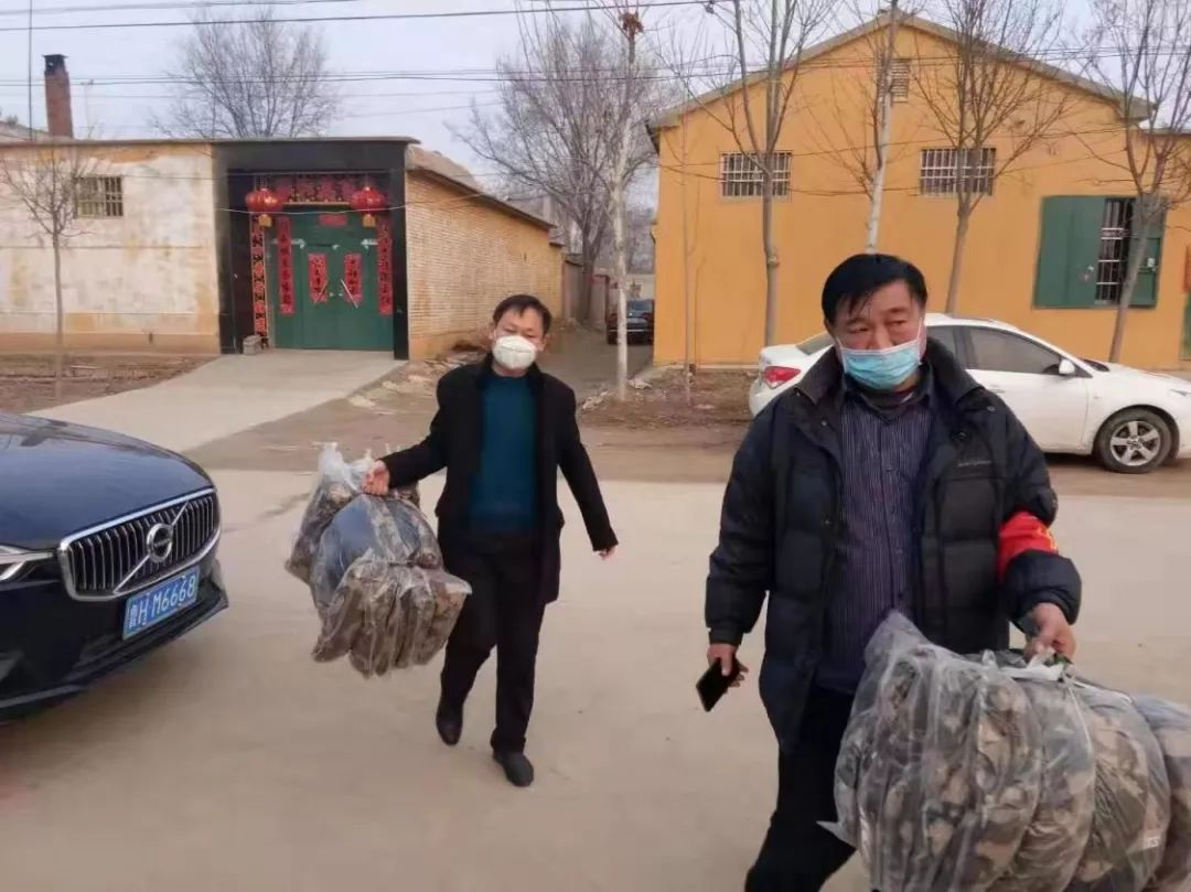 刘官屯村人口_秦许乡扎那村人口