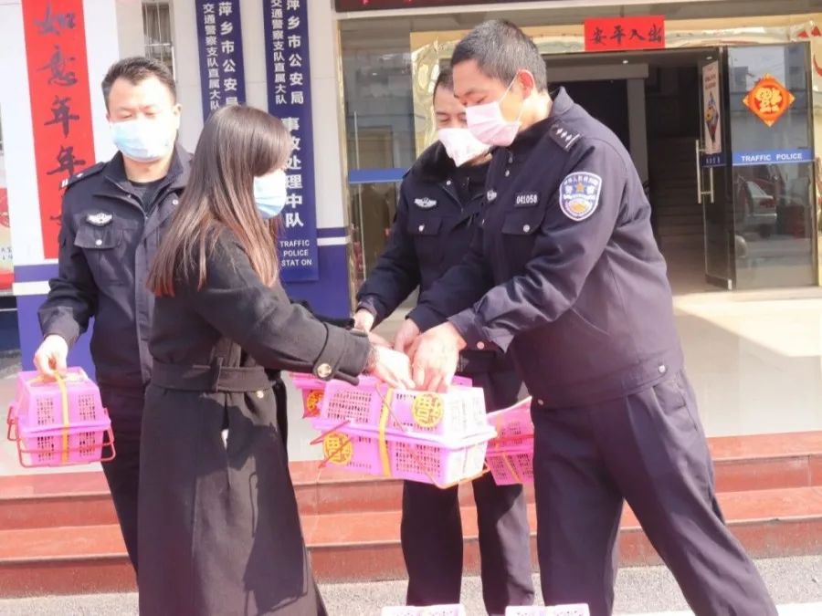 打赢疫情防控阻击战 安源志愿者协会在行动
