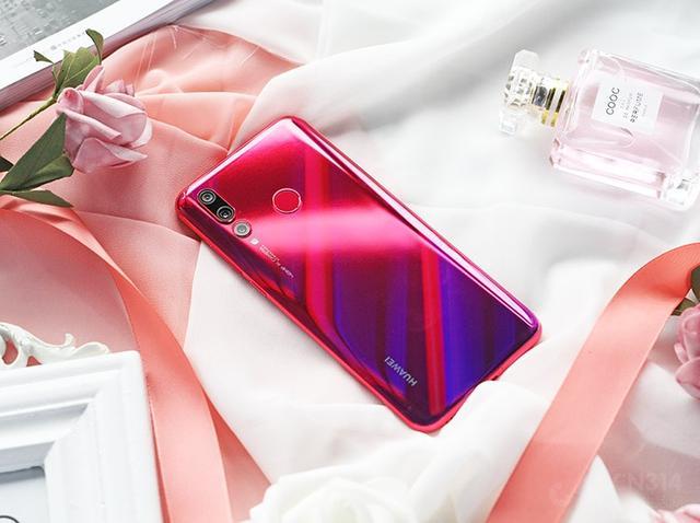 2019年线下渠道手机销量报告：华为一超多强 5G手