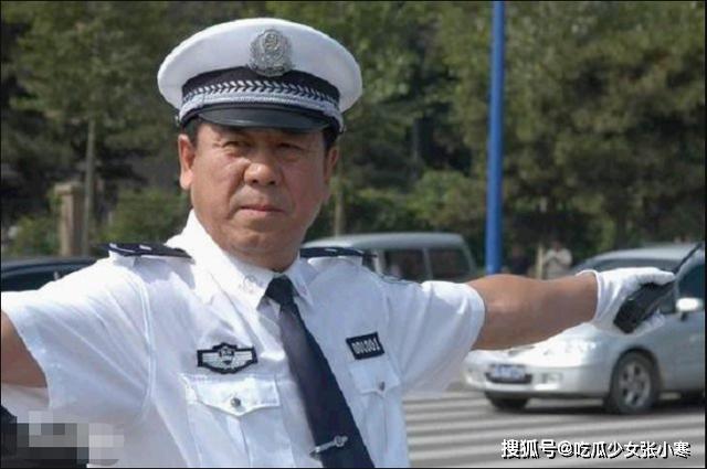 他45歲現身大螢幕，默默無聞時娶圈內知名女導演，如今62歲活成這樣 娛樂 第7張