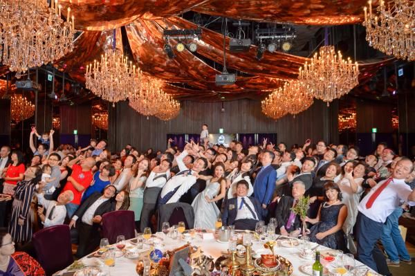 102对新人口罩婚礼_戴口罩的卡通图片(3)